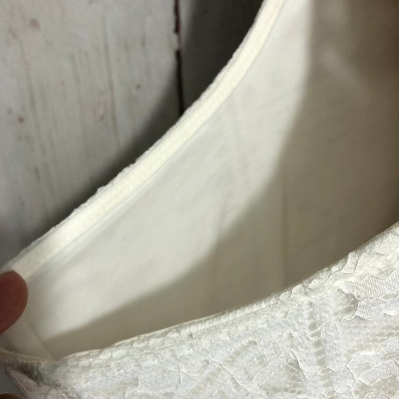 TORRID SLEEVELESS LACE WHITE DRESS/TANK TOP SIZE 4 - Picture 13 of 13